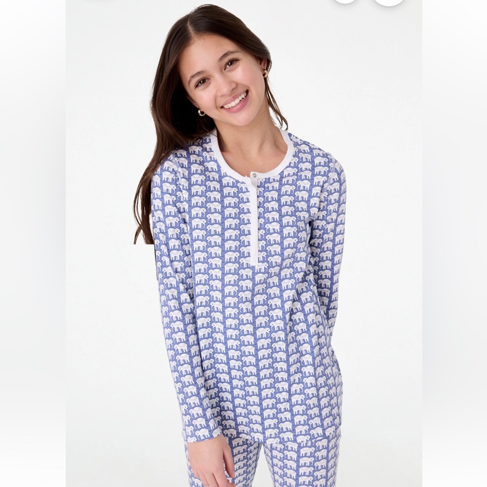 Roller Rabbit Blue White Elephant Print 100% Pima Cotton Hathi Pajama TOP Sz. M